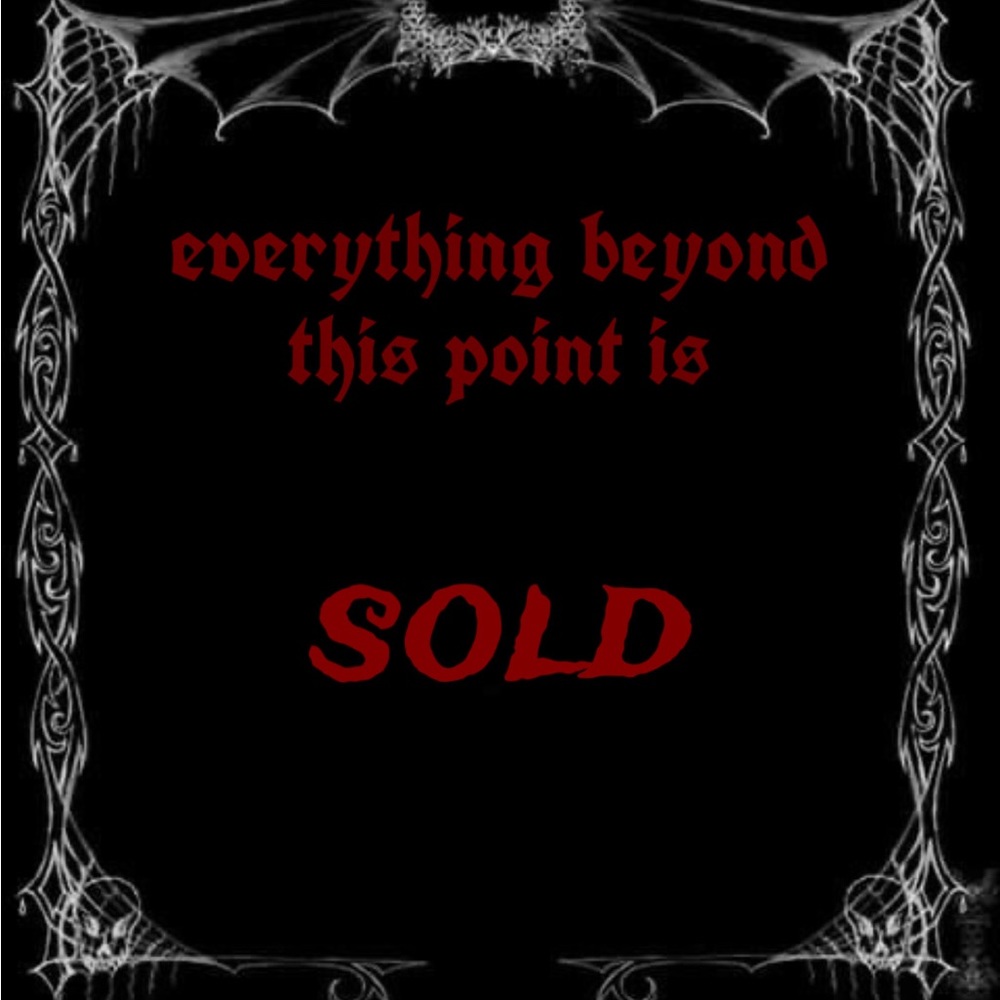 sold 🦇🕸️